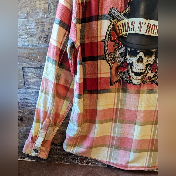 Upcycled Handcrafted Dip Dyed Bleached Flannel Shirt With Guns N Roses - Picture 6 of 13